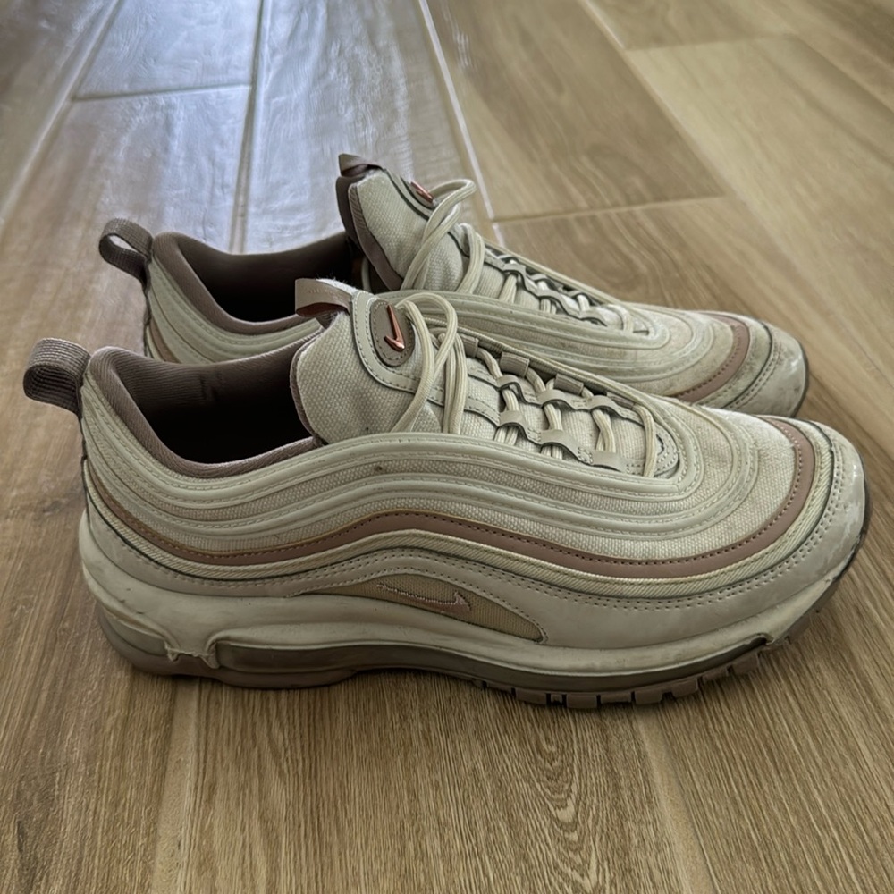 Nike athletic shoes, Nike air max 97